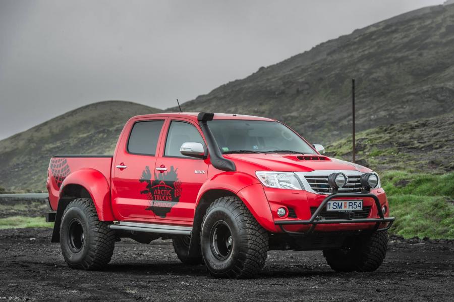  Arctic Trucks Toyota Hilux Double Cab AT38 2011 года  (фото 1 из 18)